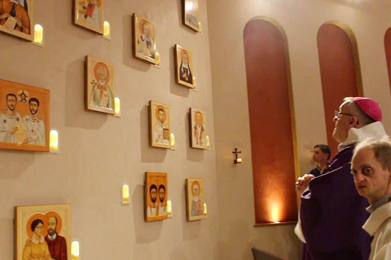 Bénédictions des icônes par Mgr Le Saux