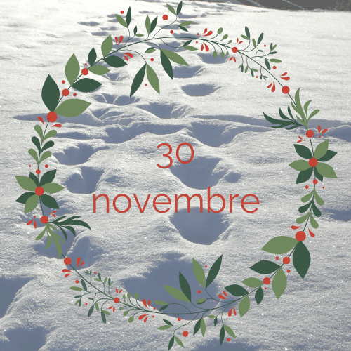 des pas dans la neige avec la couronne de l'Avent