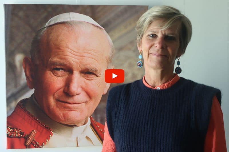 Portraits de Géraldine Lemarié et Jean-Paul II