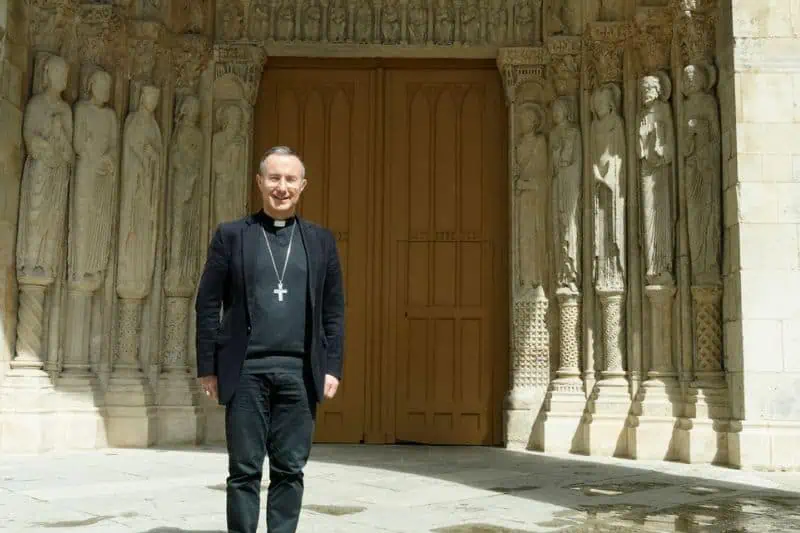 1ère visite de Mgr Vuillemin au Mans