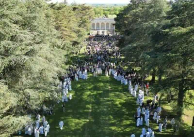 vue du ciel, la foule dans le parc de Pontchâteau