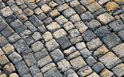Offrez un pavé pour la cour de l&rsquo;évêché