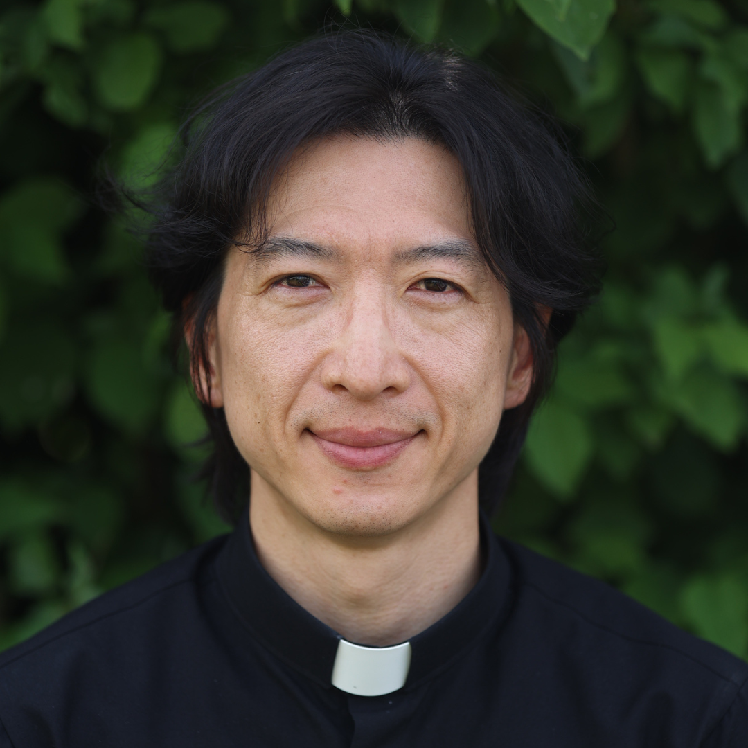 De gauche à droite et de haut en bas&nbsp;: Père André CHOI, Père Etienne CHO et Père Jean YANG