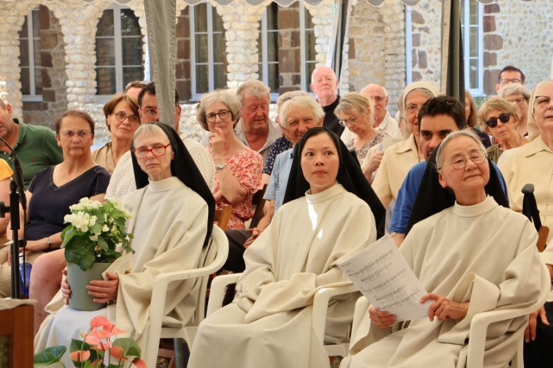 2026_MerciDIeu_800x533 (2)